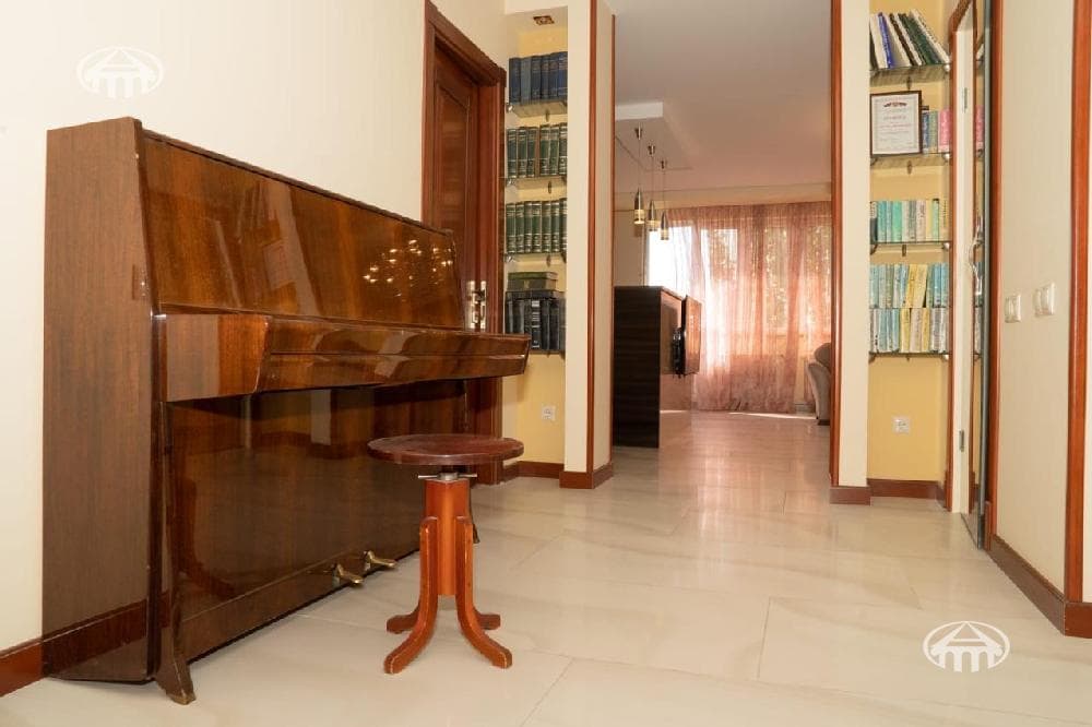 Квартира · 4 комн. · 112 м² · Арабкир