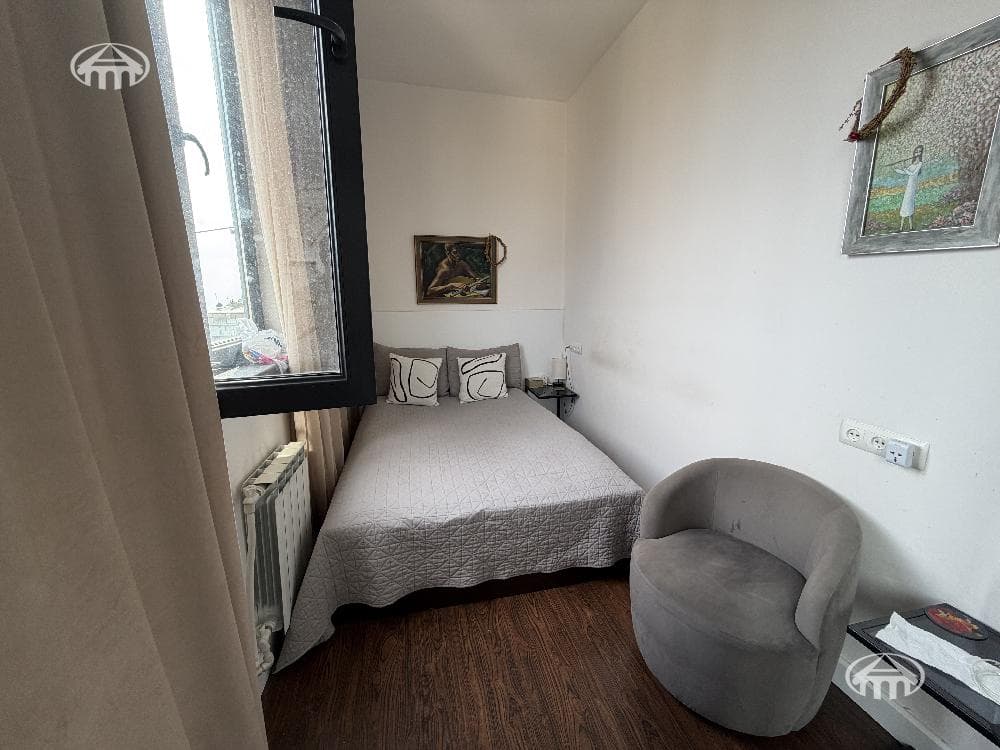 Apartment · 3 rooms · 98 m² · Arabkir