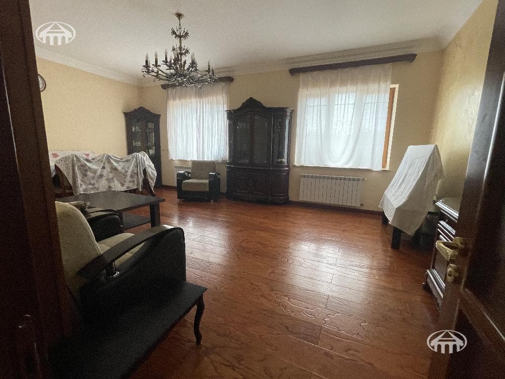 Особняк · 440 м² · Джрвеж