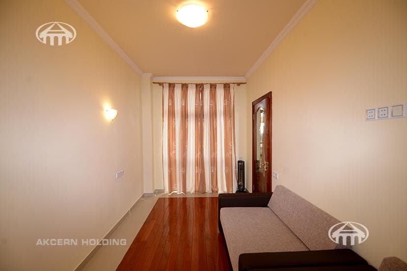 Apartment · 3 rooms · 86 m² · Kentron — photo 10 / 11