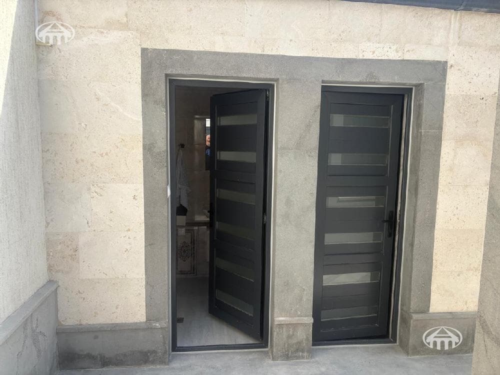 Առանձնատուն · 4 սեն. · 135 մ² · Էրեբունի