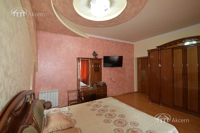 House · 3 rooms · 78 m² · Davtashen