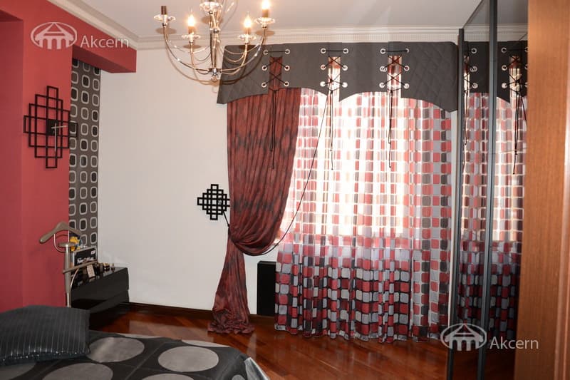 Apartment · 3 rooms · 177 m² · Arabkir