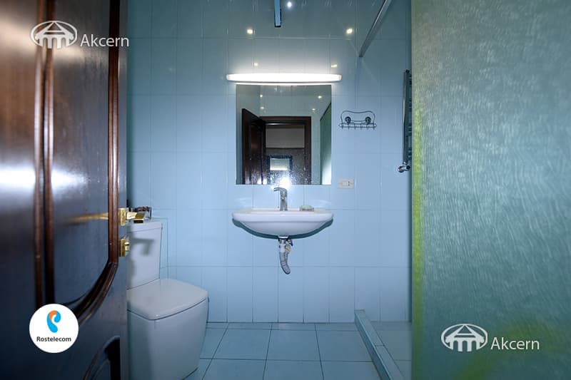 Apartment · 4 rooms · 159 m² · Kentron