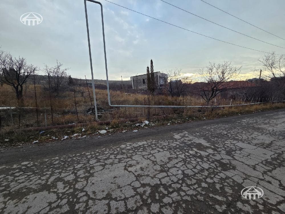 Участок · 1 605 м² · Джрвеж