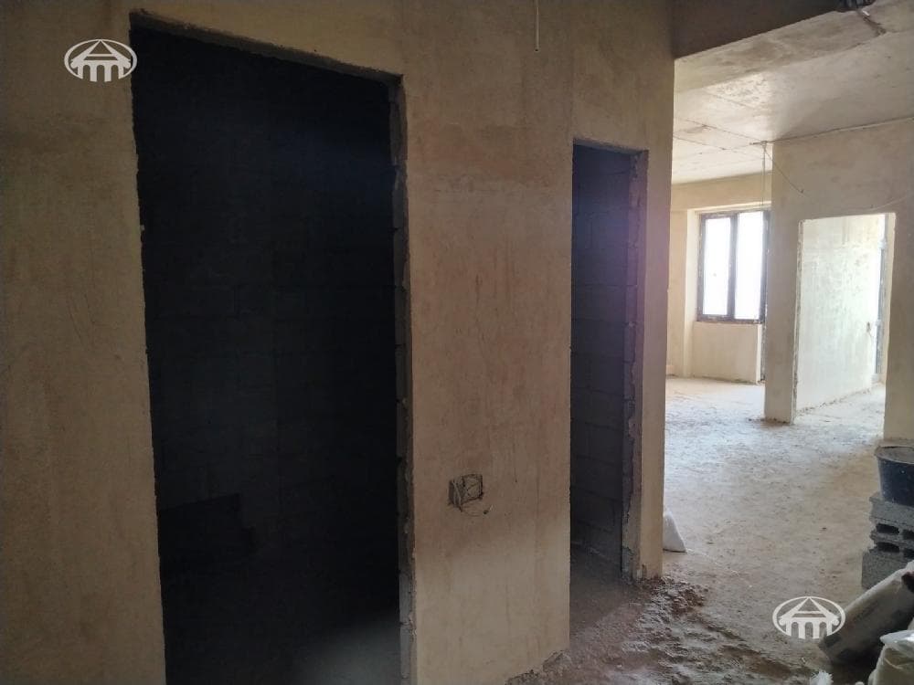 Apartment · 2 rooms · 65 m² · Kentron