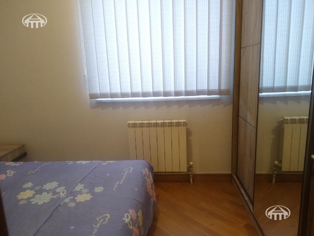 Առանձնատուն · 9 սեն. · 540 մ² · Կենտրոն