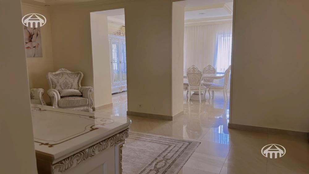 Особняк · 8 комн. · 448 м² · Канакер-Зейтун