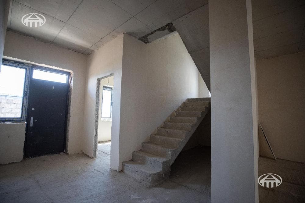 Mansion · 4 rooms · 166 m² · Qasax