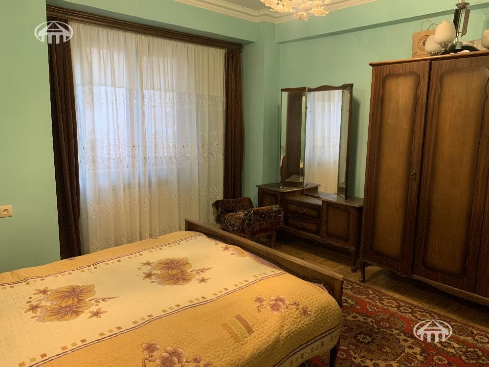 Квартира · 2 комн. · 91 м² · Кентрон
