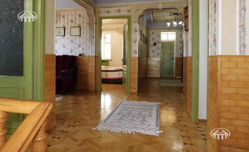 Mansion · 5 rooms · 317 m² · Sevan