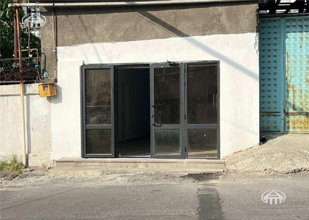 Дом · 5 комн. · 297 м² · Кентрон