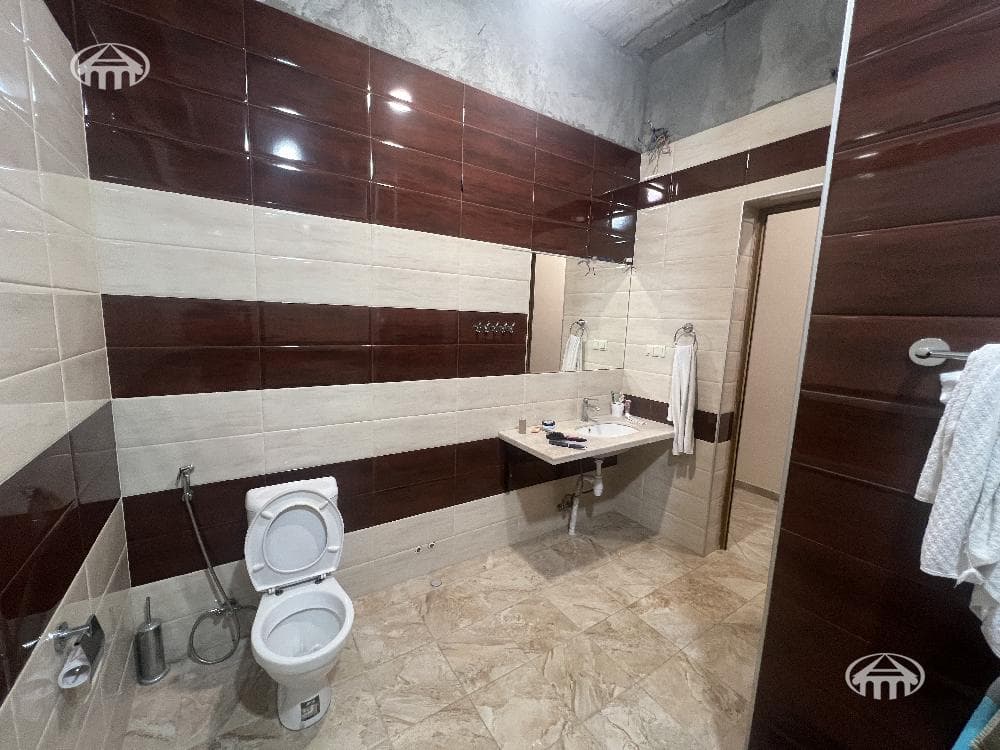 Առանձնատուն · 9 սեն. · 1100 մ² · Ավան