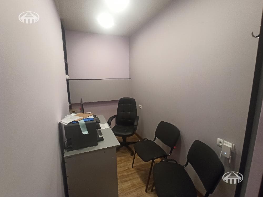 Дом · 5 комн. · 237 м² · Эребуни