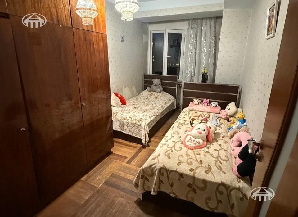 Квартира · 3 комн. · 84 м² · Давташен