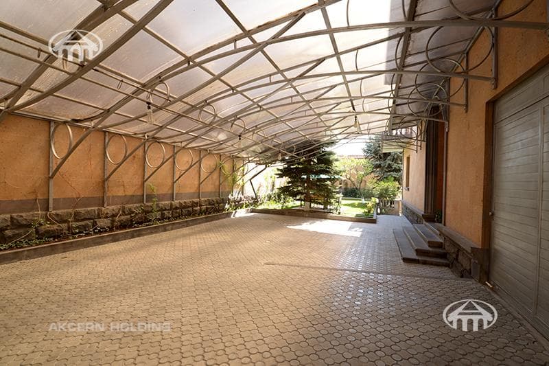 Особняк · 6 комн. · 586 м² · Норк-Мараш