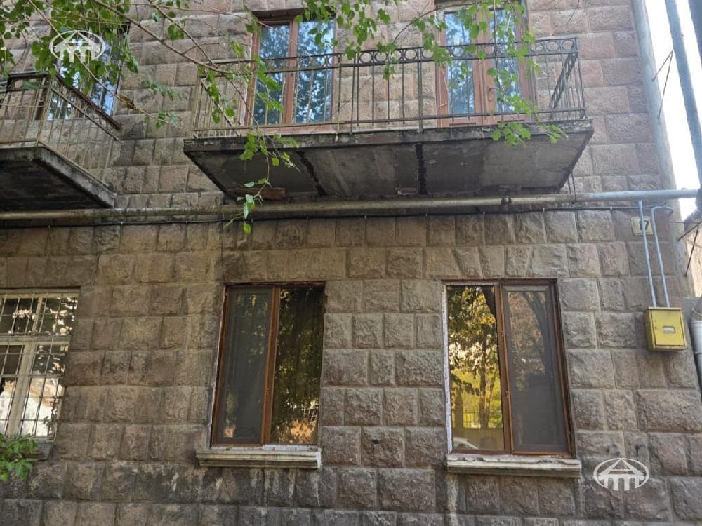 Дом · 5 комн. · 374 м² · Шенгавит