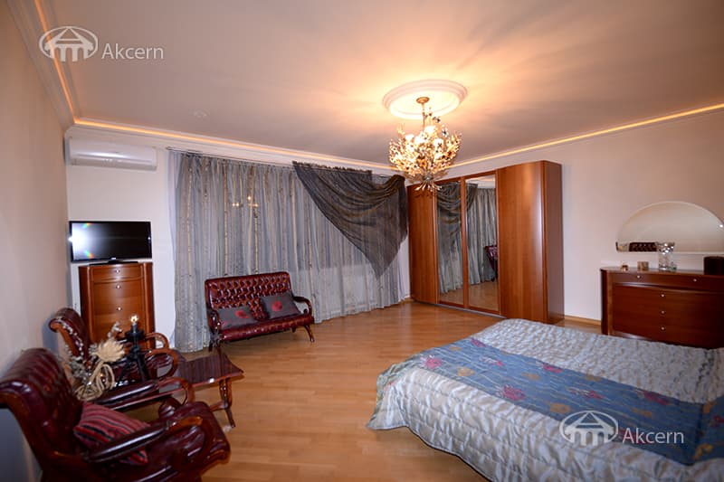 Квартира · 4 комн. · 153 м² · Арабкир