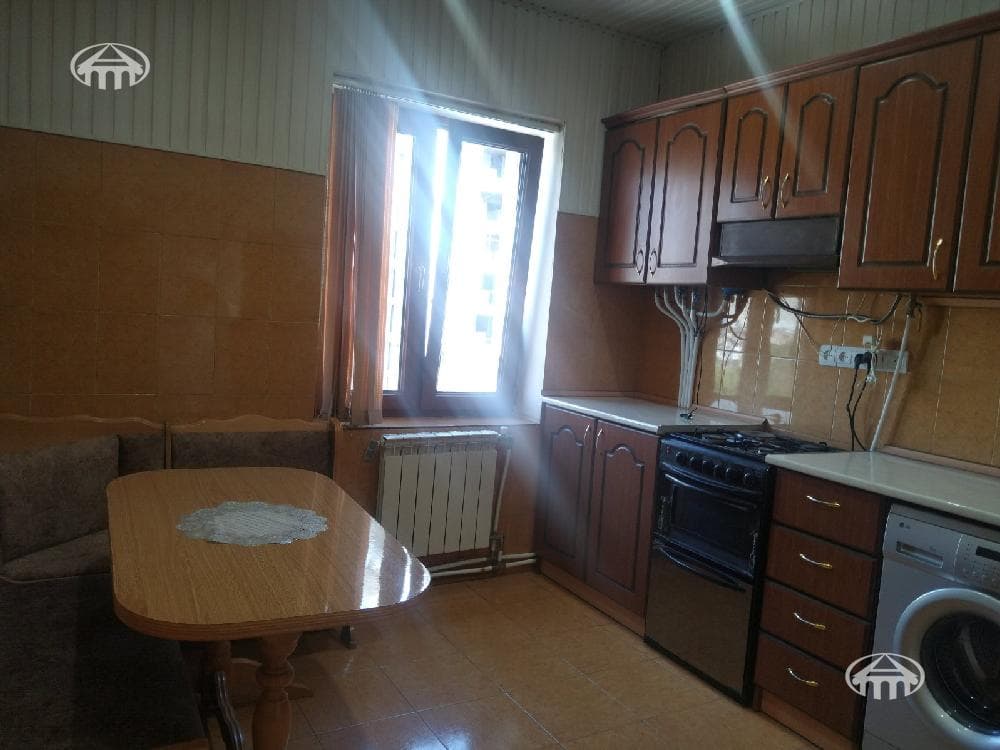 Квартира · 2 комн. · 70 м² · Арабкир — фото 9 из 9
