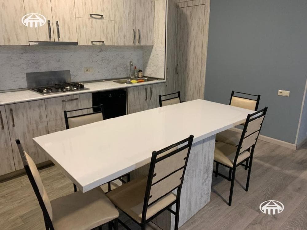 Дом · 8 комн. · 401 м² · Арабкир