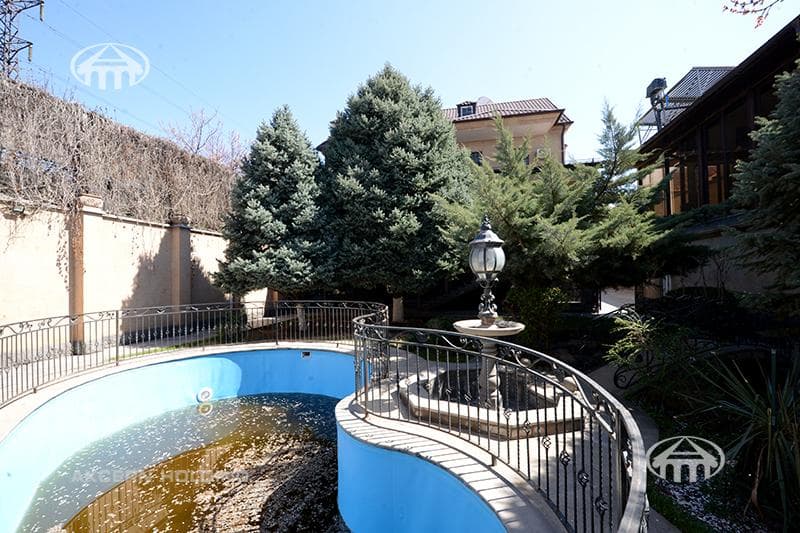 Mansion · 7 rooms · 500 m² · Malatia-Sebastia