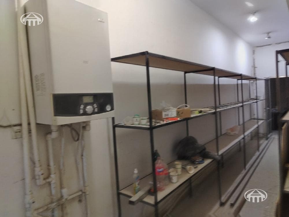 Խանութ · 807 մ² · Աջափնյակ
