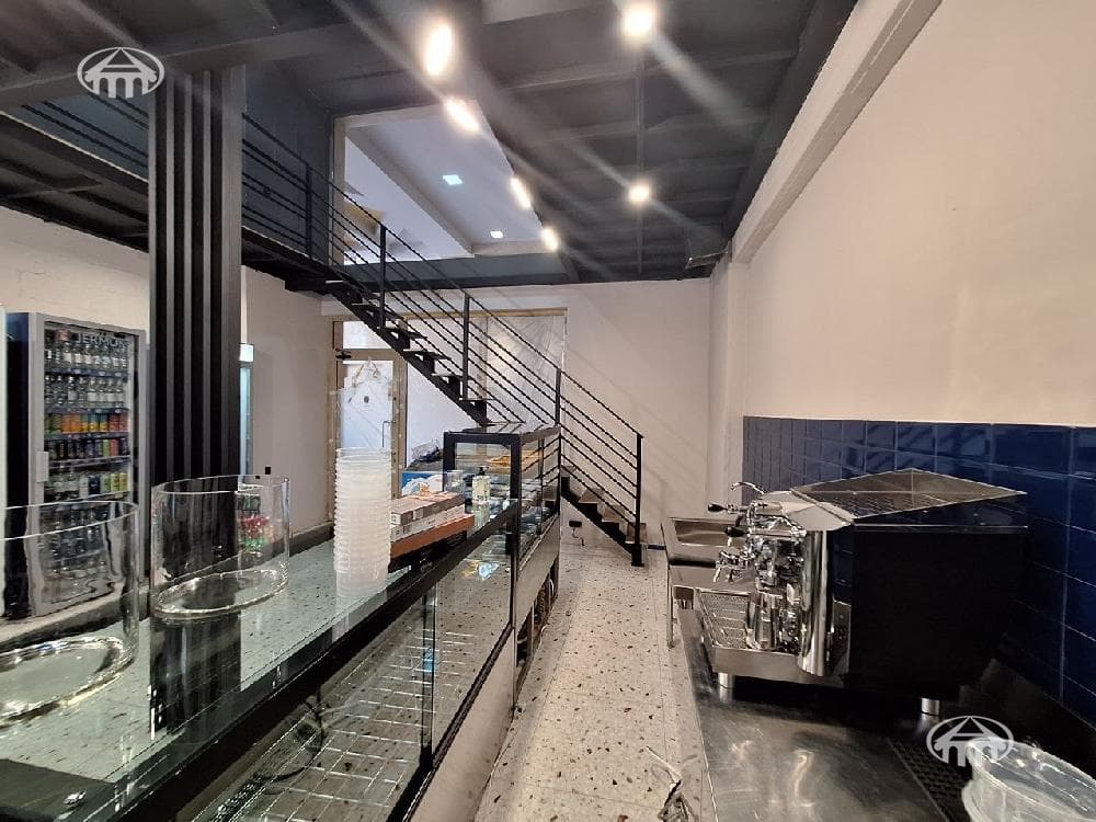 Магазин · 56 м² · Кентрон