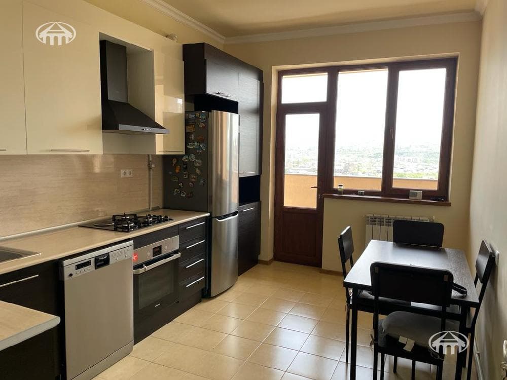 Apartment · 3 rooms · 109.8 m² · Kanaker-Zeytun