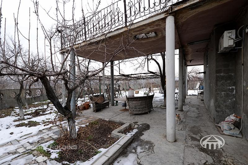 Առանձնատուն · 4 սեն. · 600 մ² · Շենգավիթ