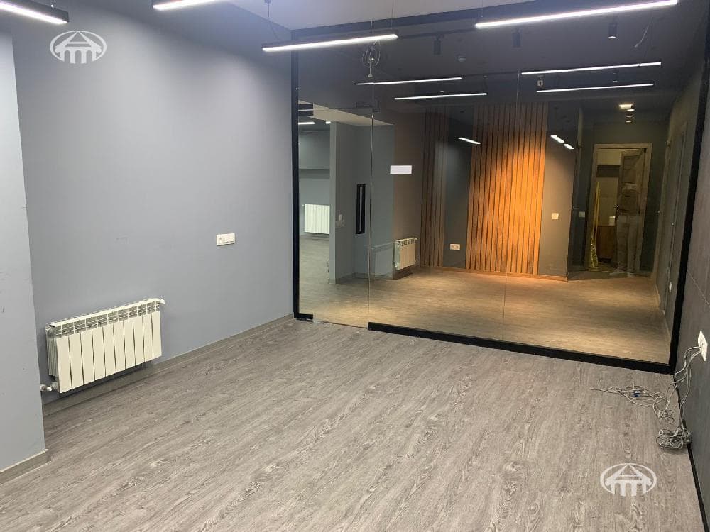 Office · 340 m² · Arabkir