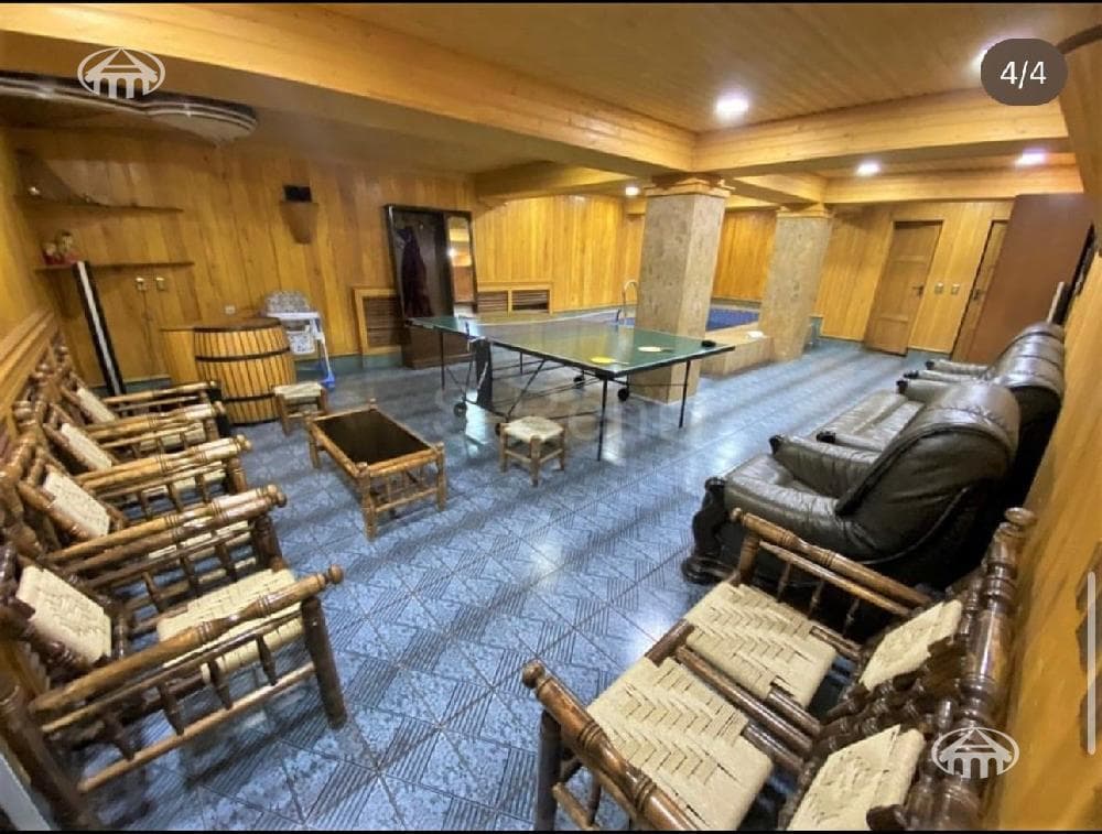 Hotel · 484 m² · Dilijan