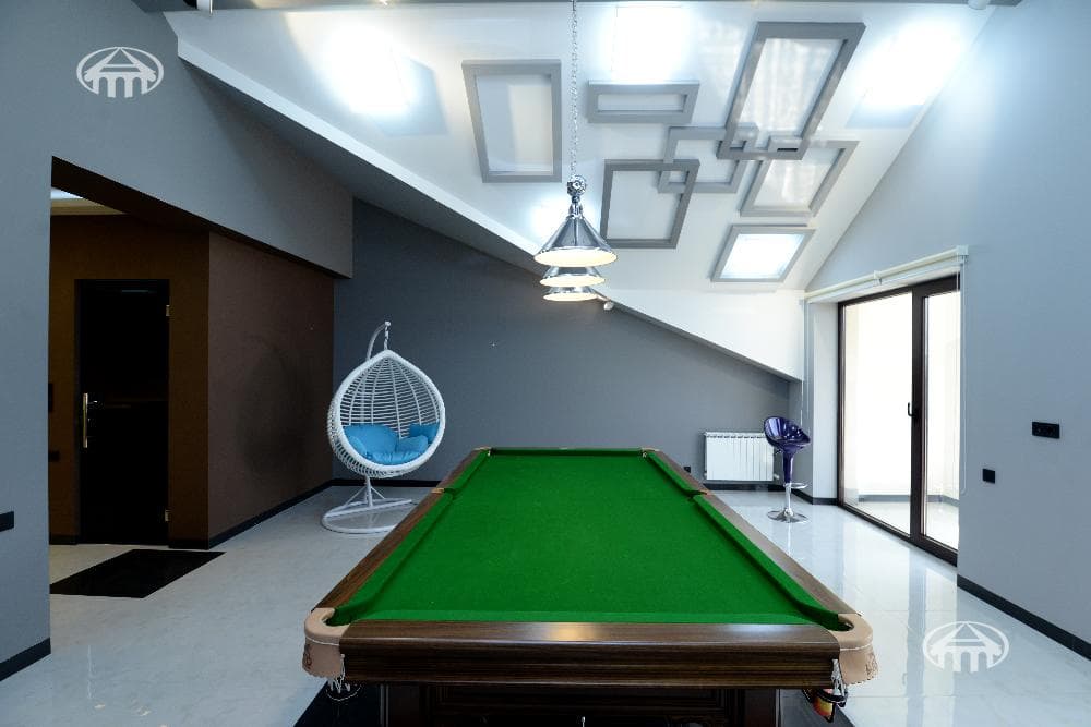 Mansion · 5 rooms · 600 m² · Arabkir