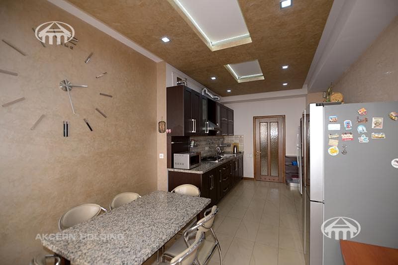 Apartment · 3 rooms · 120 m² · Arabkir