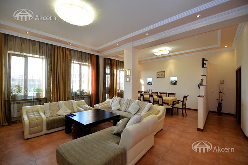 Особняк · 7 комн. · 490 м² · Нор-Норк