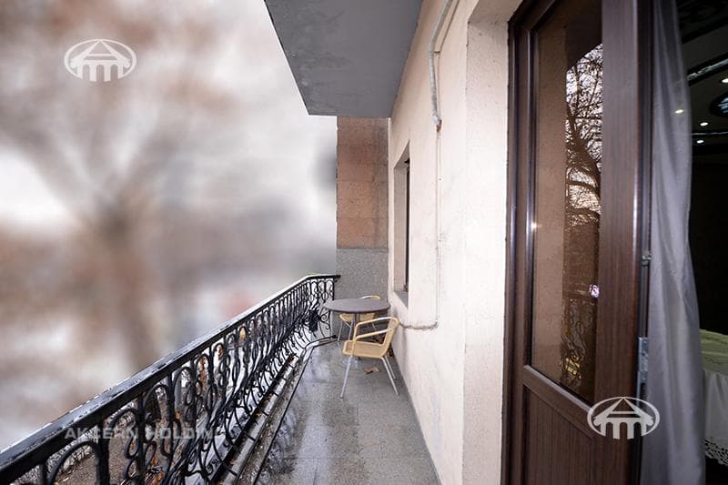 Квартира · 2 комн. · 93 м² · Кентрон