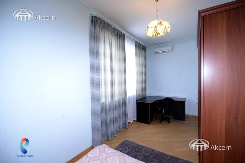 Квартира · 3 комн. · 80 м² · Кентрон