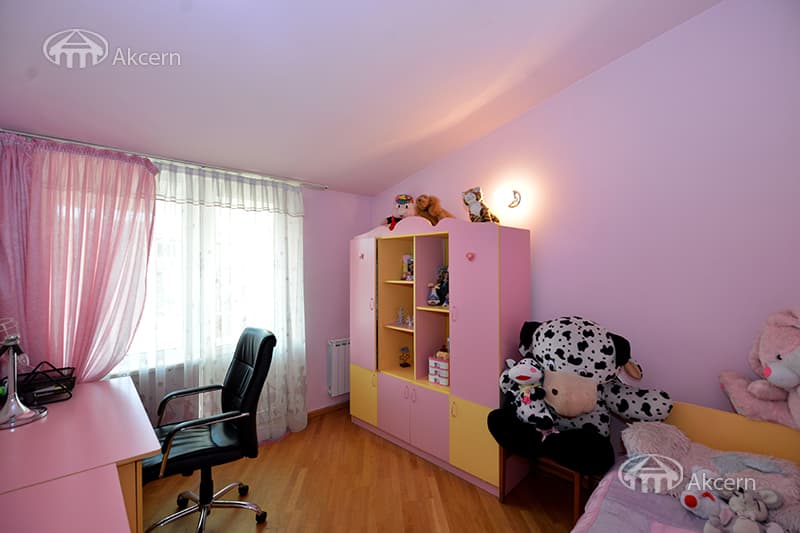 Apartment · 6 rooms · 234 m² · Arabkir