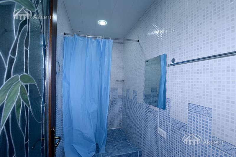 Дом · 5 комн. · 540 м² · Кентрон