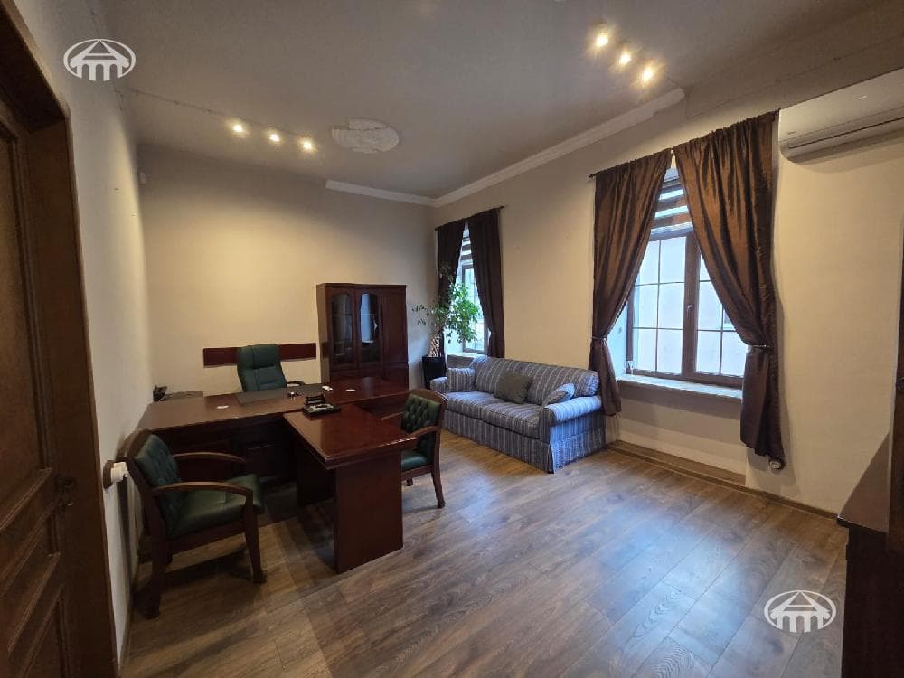 Офис · 127 м² · Кентрон