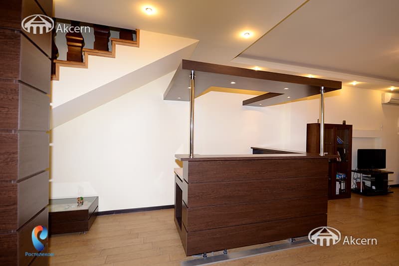 Apartment · 4 rooms · 215 m² · Kentron
