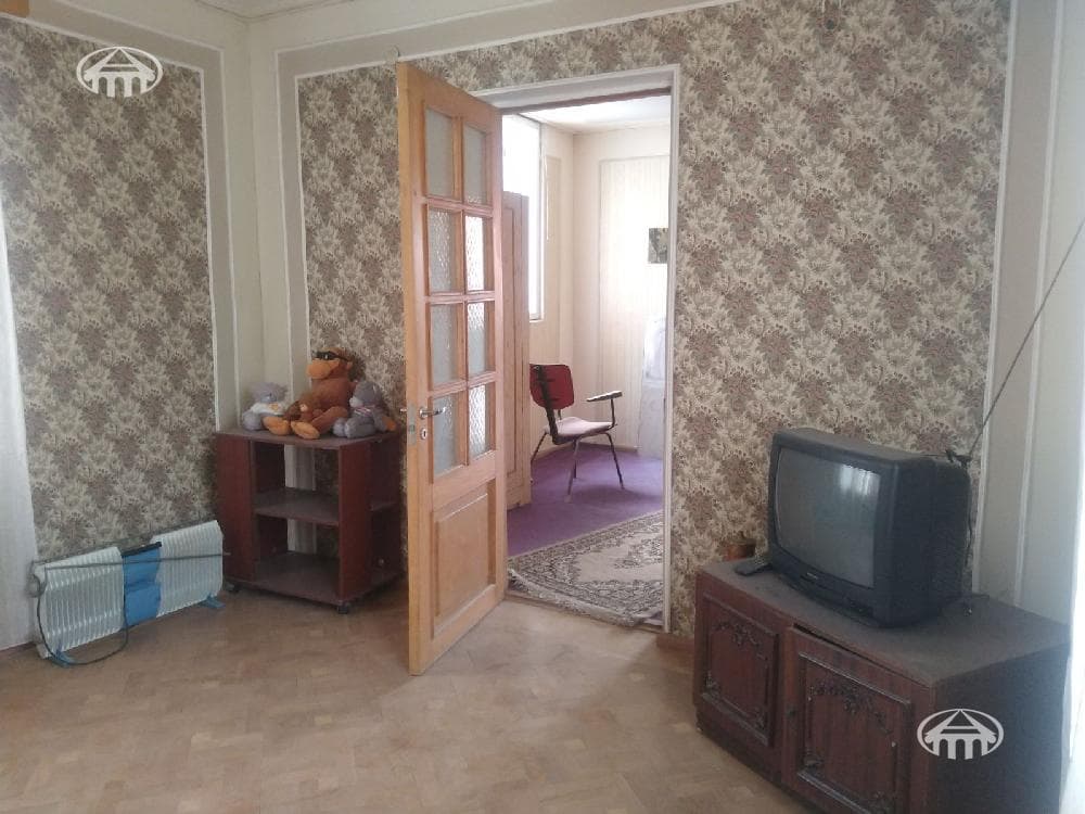 House · 5 rooms · 220 m² · Arabkir