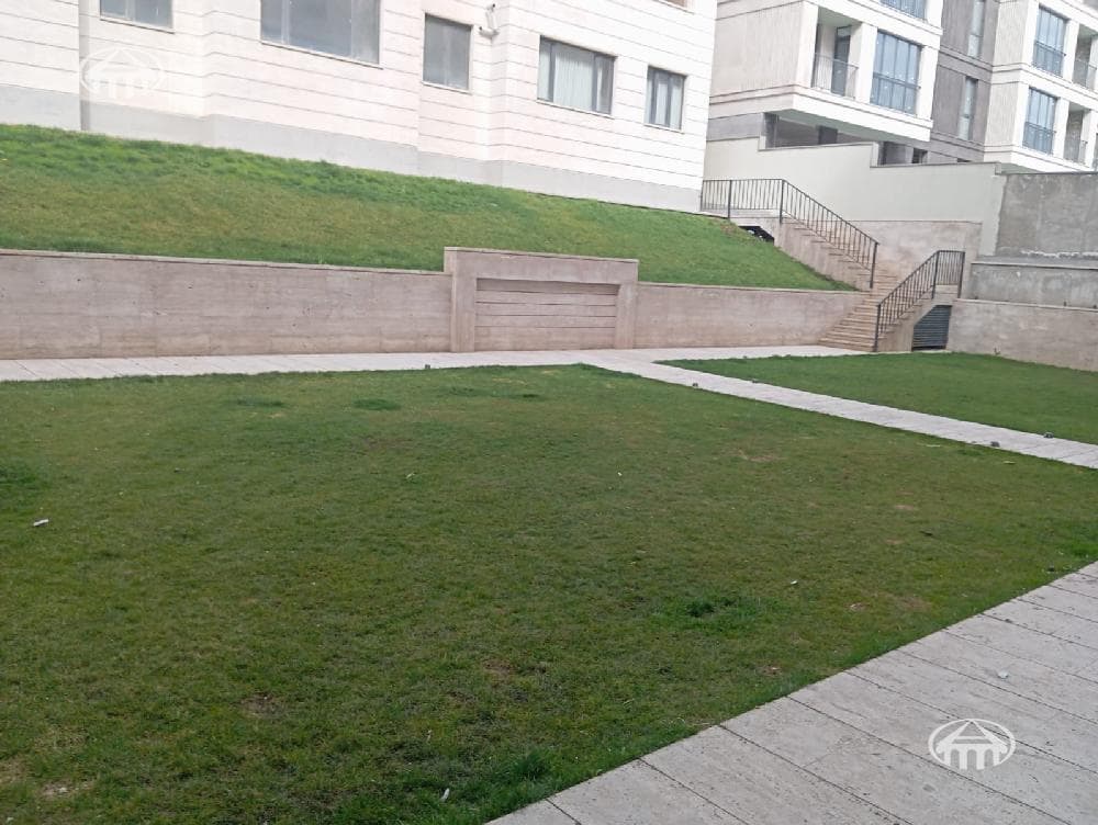 Office · 142 m² · Kentron