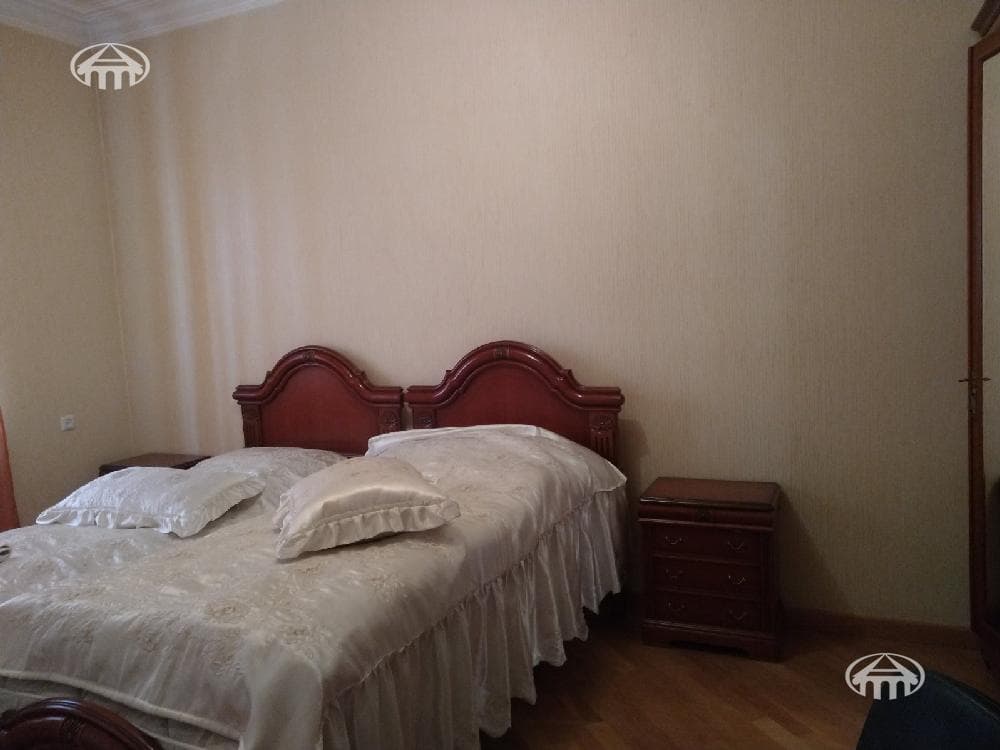 Mansion · 6 rooms · 383 m² · Davtashen