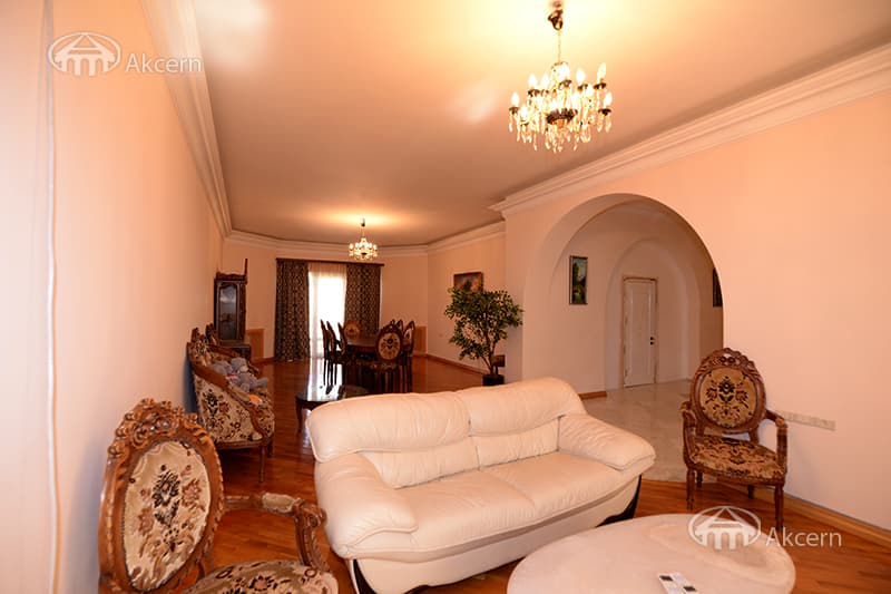 Քոթեջ · 530 մ² · Նորք-Մարաշ
