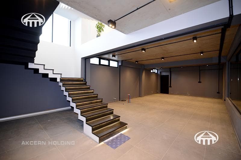 Mansion · 5 rooms · 535 m² · Vahagni