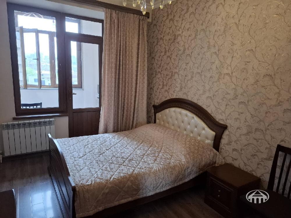 Apartment · 2 rooms · 67 m² · Arabkir