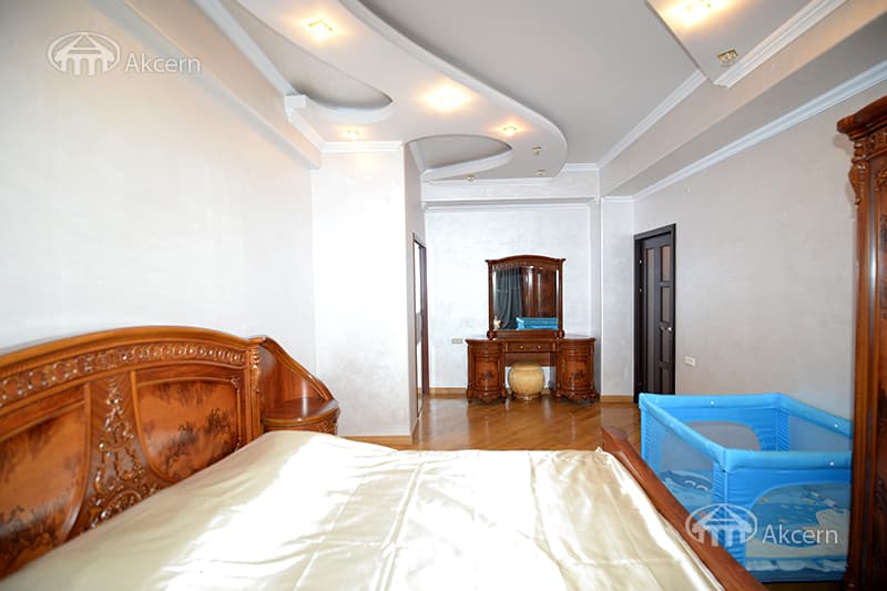 Квартира · 5 комн. · 200 м² · Кентрон — фото 26 из 41
