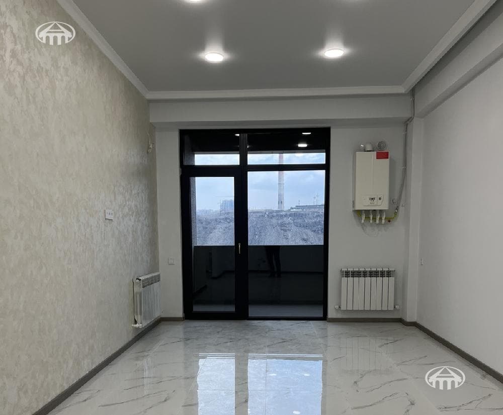 Квартира · 2 комн. · 74 м² · Давташен