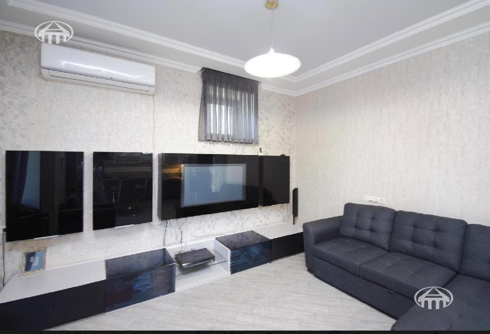 Mansion · 5 rooms · 322 m² · Arabkir