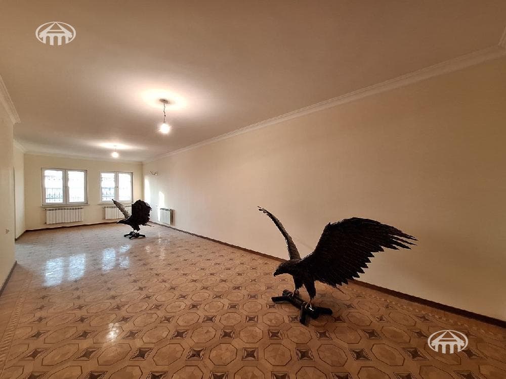 Mansion · 8 rooms · 460 m² · Kanaker-Zeytun